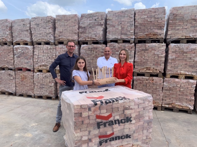 Lionel Devlieger and his daughter (Rotor), Jan and Louise Franck in 2020.